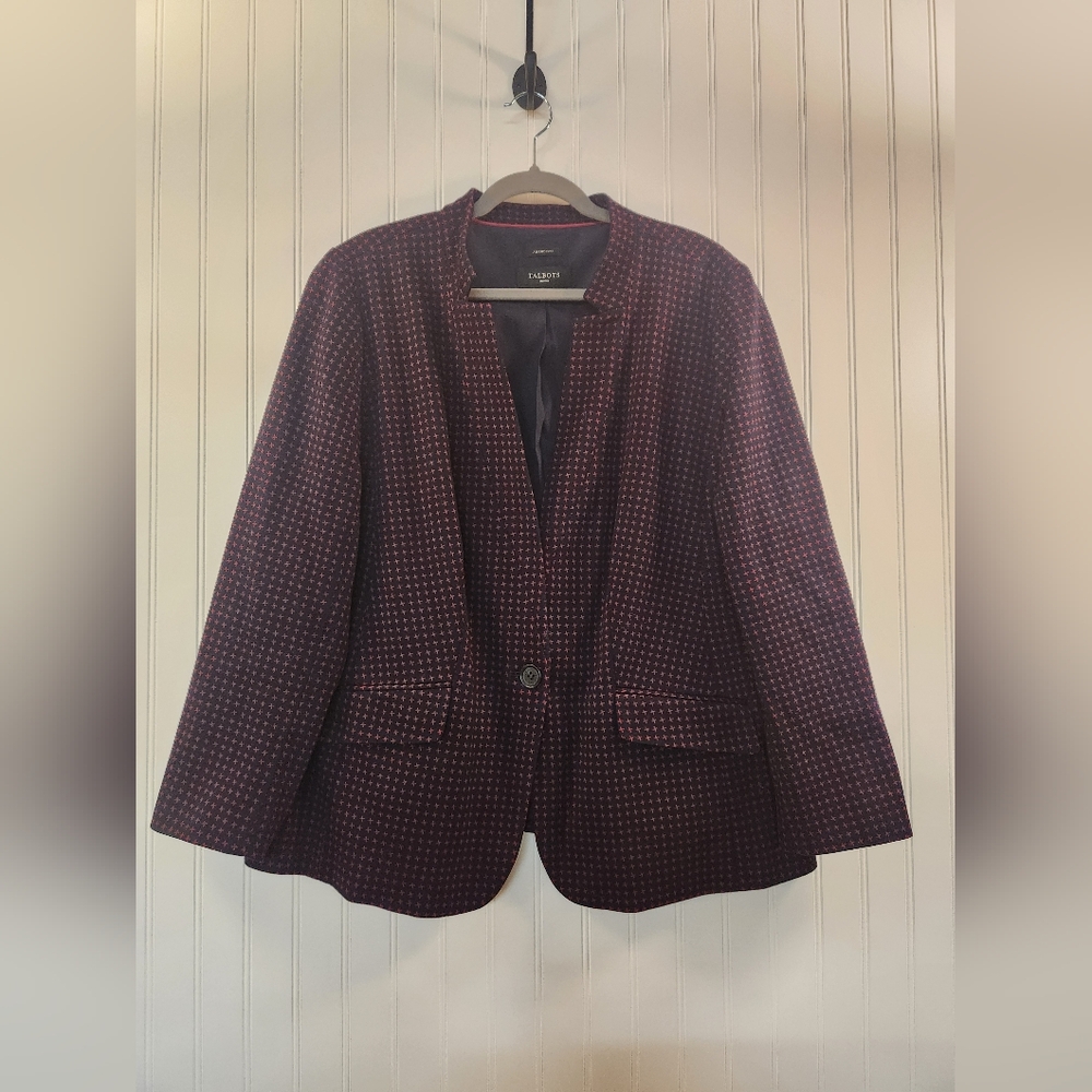 Talbots Women's Black Red Star Print Blazer Size 18W Lined Long Sleeve‎ Button